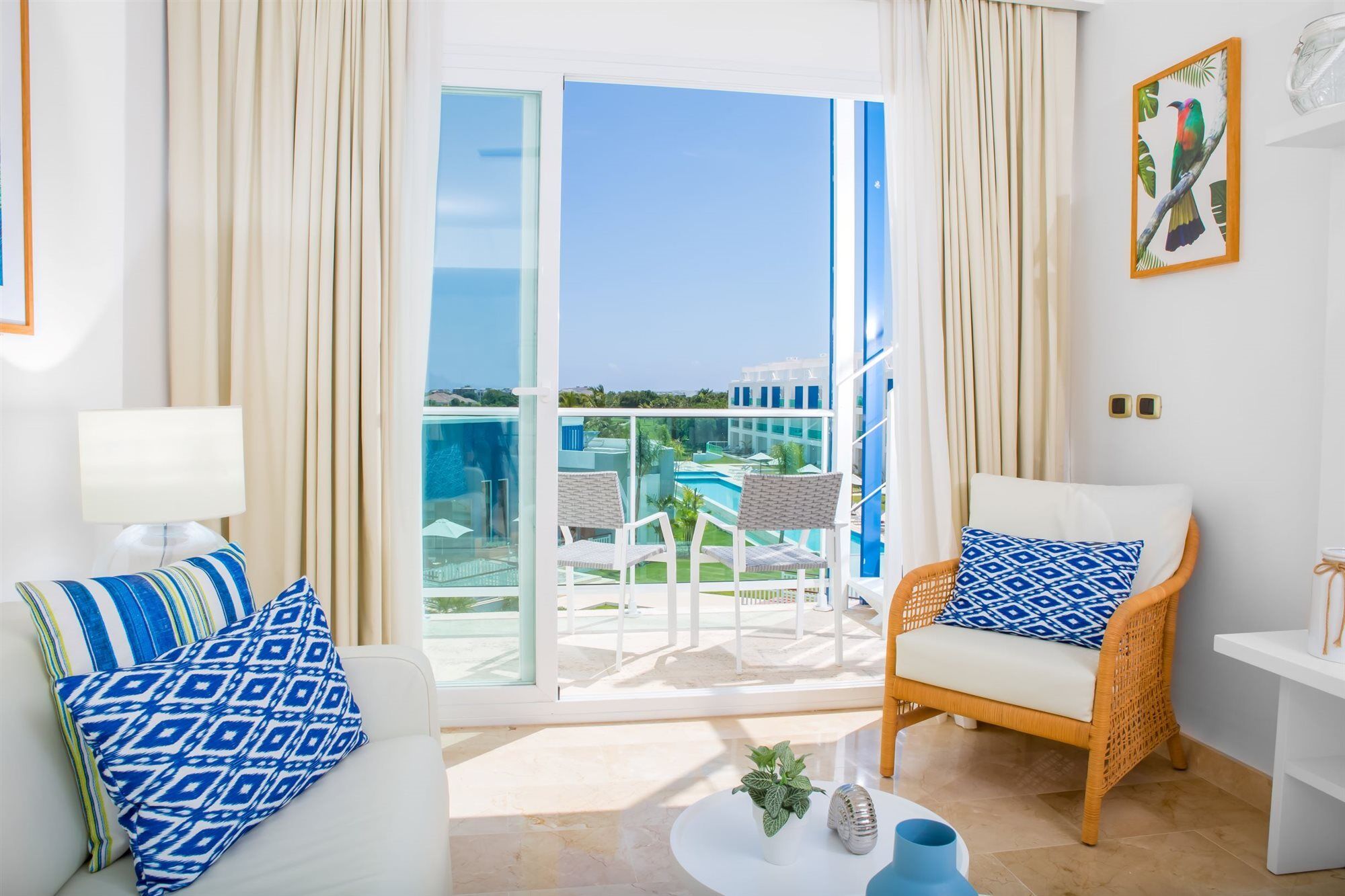 Coral House Suites Punta Cana Exteriör bild